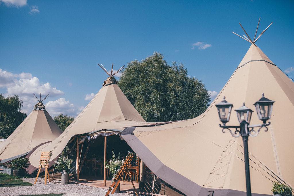 Tipi wedding at Skipbridge Country weddings, York