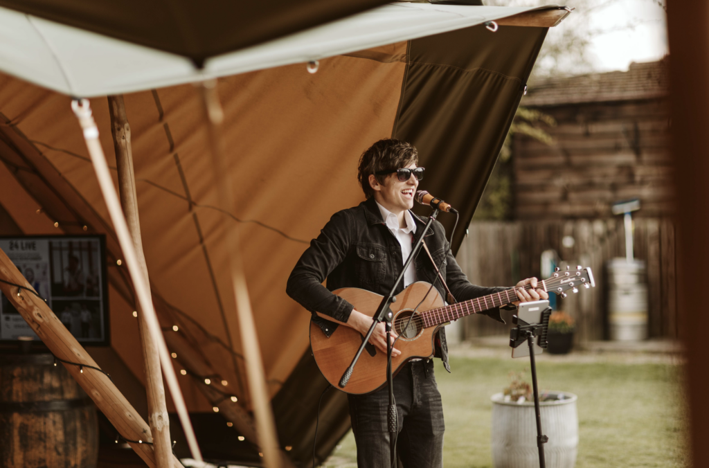 Wedding tipi hire, tipi wedding tent, tipi hire, yorkshire tipi hire, yorkshire tipi tent, teepee tent hire