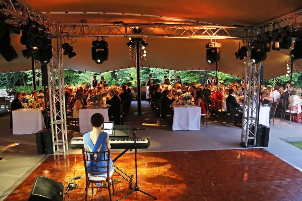 wedding stretch tent